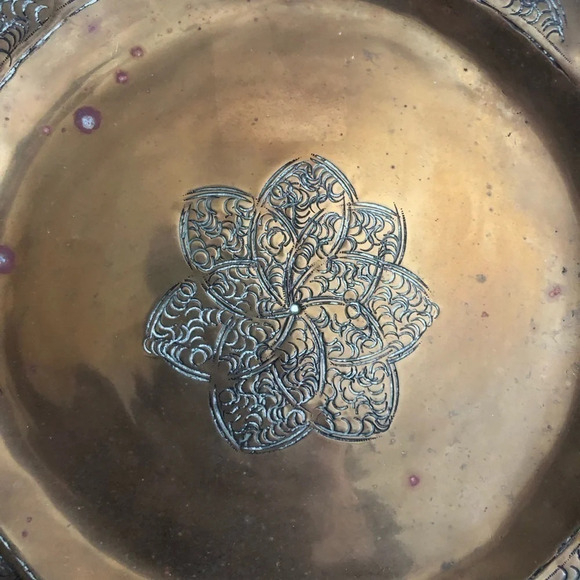 Vtg Brass Engraved Flower Wall Hanging - Picture 2 of 6